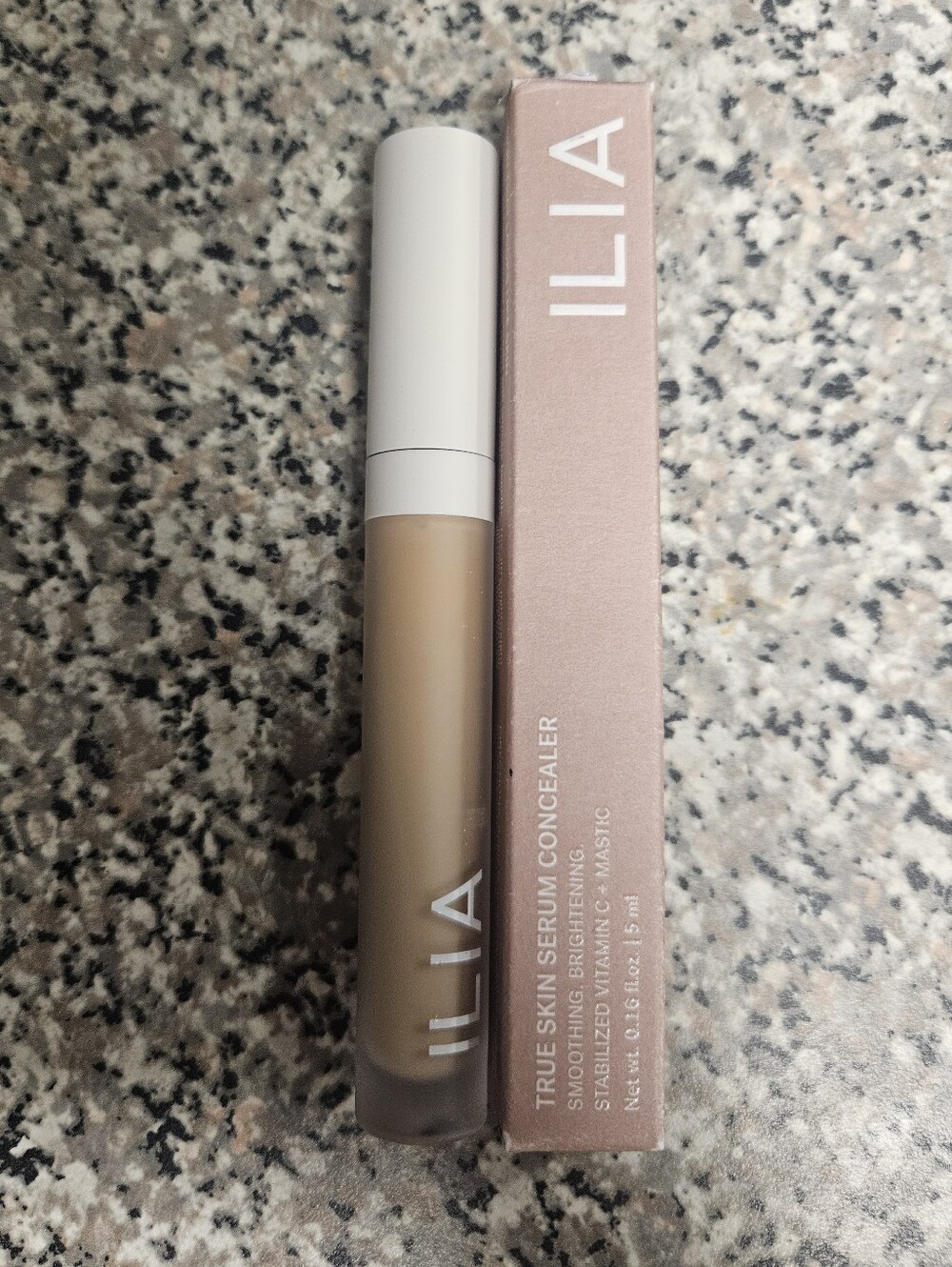 NWT Ilia True Skin Serum Concealer DISCONTINUED